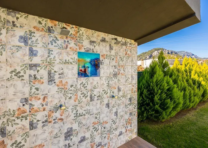 White Cloud * Дальян