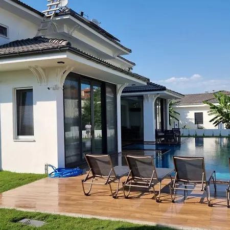 Villa White Cloud