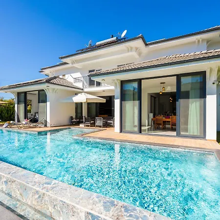 White Cloud Villa